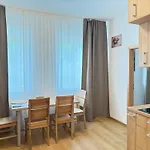Riverside Apartment Praha